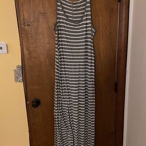 Gap Maternity maxi dress xl
